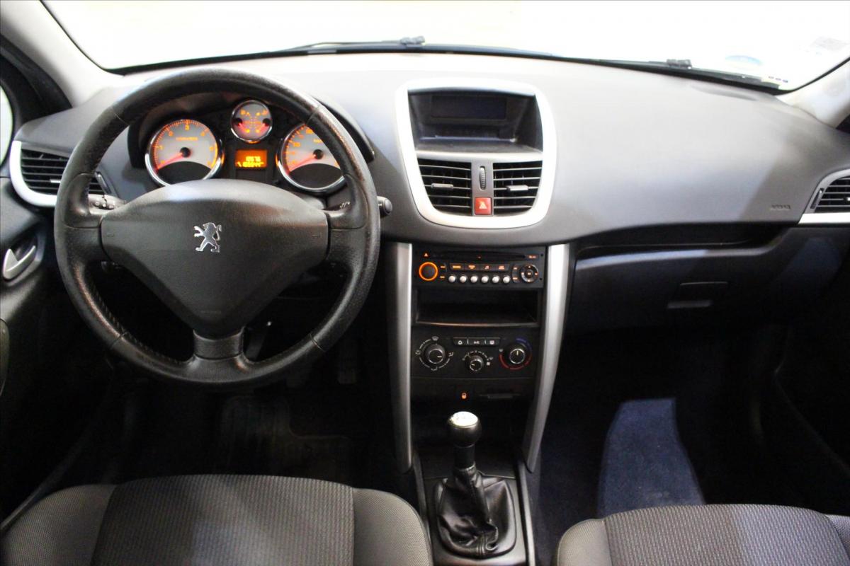 Peugeot 207 1.6 HDi 16V 92 FAP Premium 2011